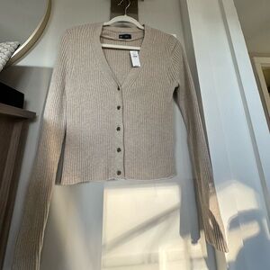 NWT  Gap ribbed button up cardigan